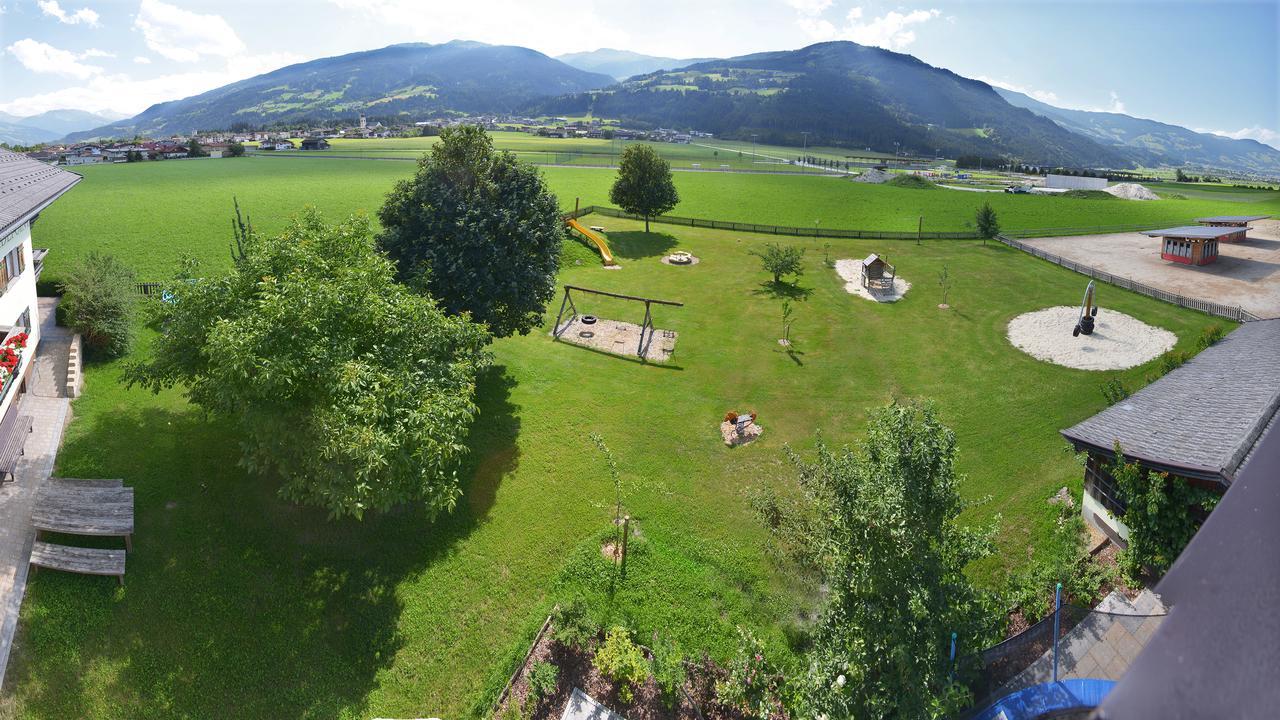 Ferienhof Stadlpoint Ried im Zillertal Exterior foto